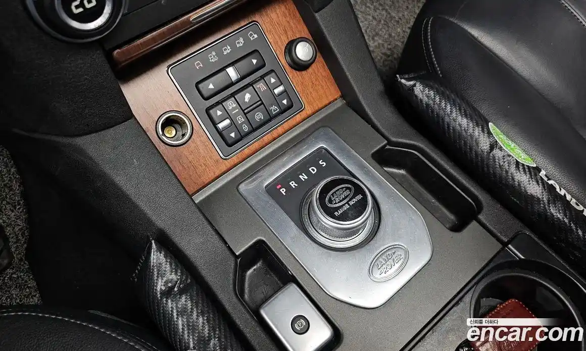 Land Rover Discovery 2016 3.0 Автомат в Москве № 210437, фото 16