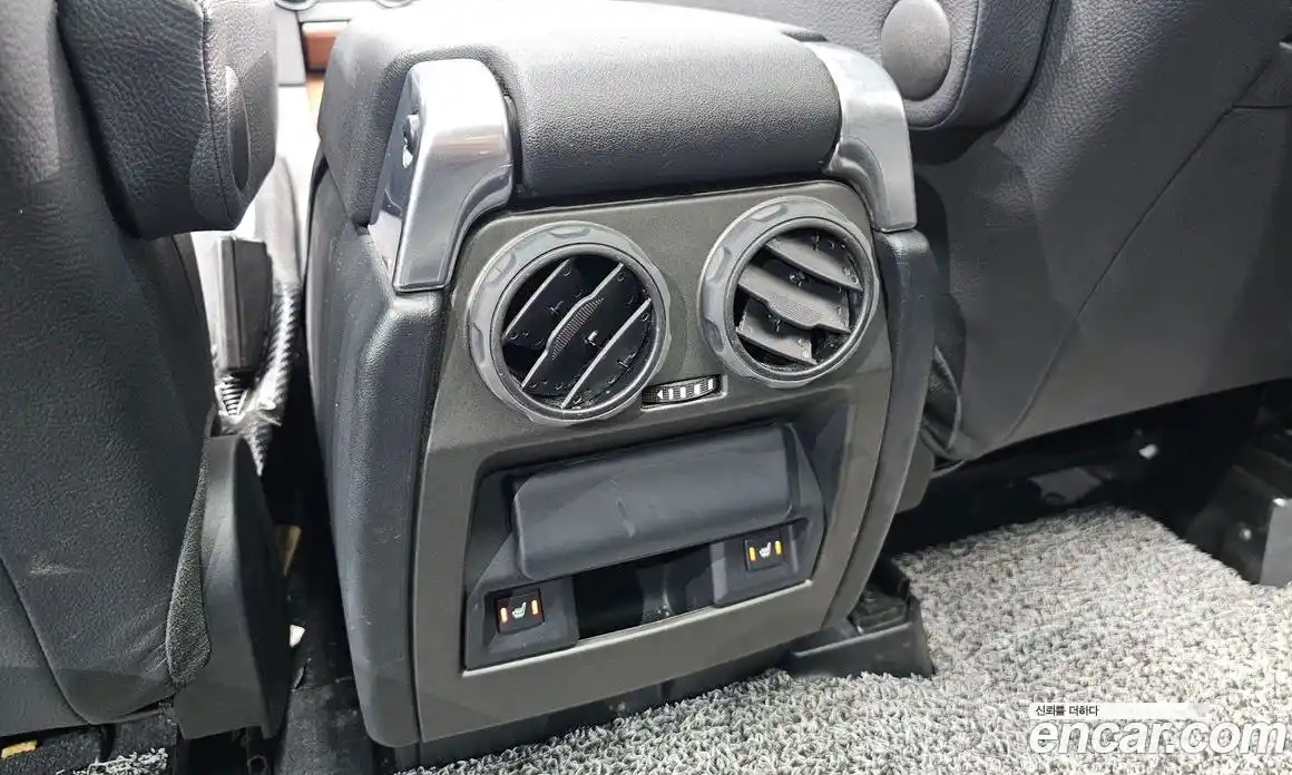 Land Rover Discovery 2016 3.0 Автомат в Москве № 210437, фото 6