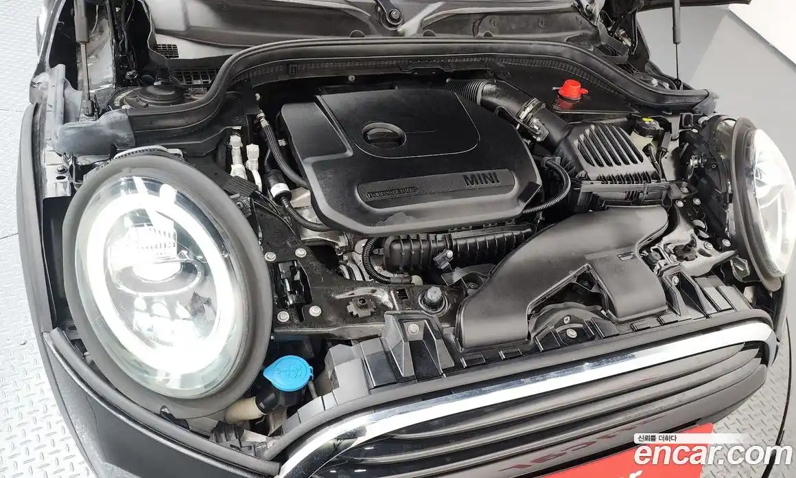 Mini Cooper 2020 1.5 Автомат в Москве № 210645, фото 13