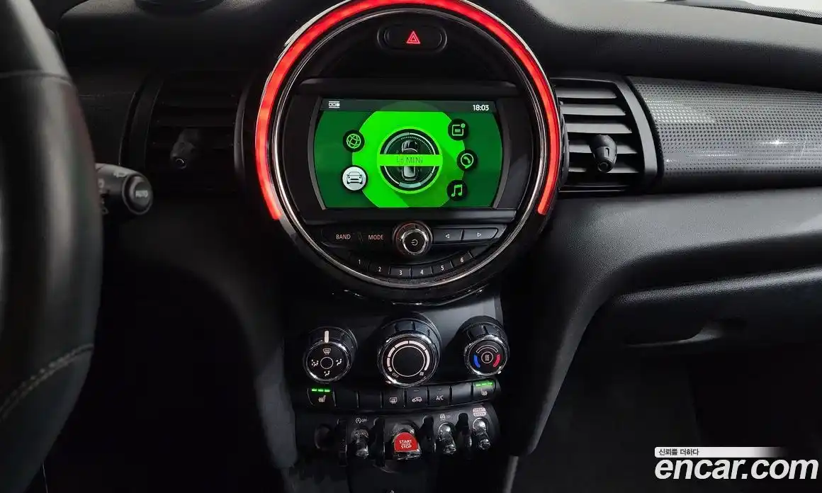 Mini Cooper 2020 1.5 Автомат в Москве № 210645, фото 6