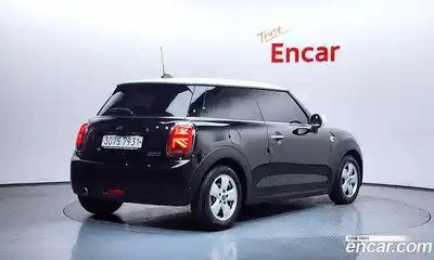 Mini Cooper 2020 1.5 Автомат в Москве № 210645, миниатюра 8