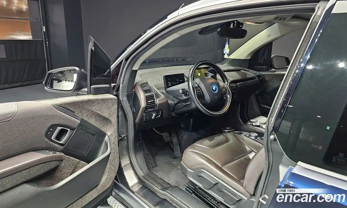 BMW i3 2018 Автомат в Москве № 210979, фото 12