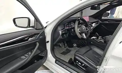 BMW 5-Series 2023 2.0 Автомат в Москве № 211095, миниатюра 10