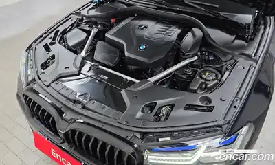 BMW 5-Series 2023 2.0 Автомат в Москве № 211548, миниатюра 3