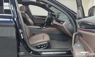 BMW 5-Series 2023 2.0 Автомат в Москве № 211548, миниатюра 6