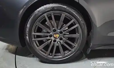 Porsche Panamera, 2018
