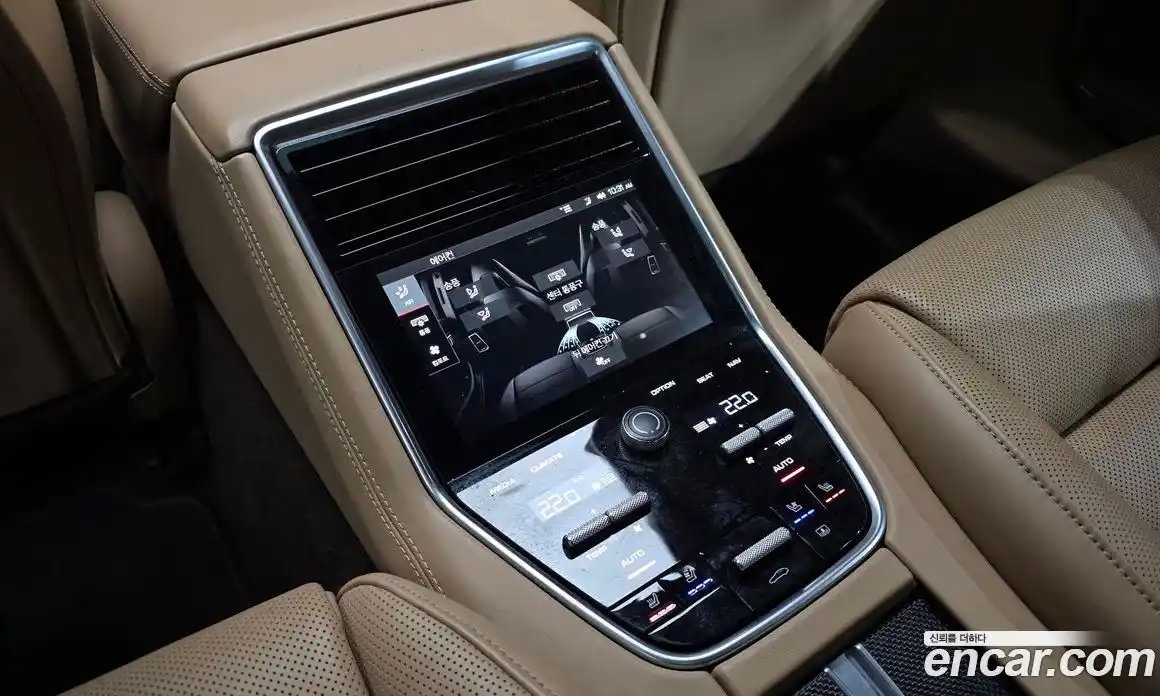 Porsche Panamera 2018 2.9 Автомат в Москве № 213288, фото 13