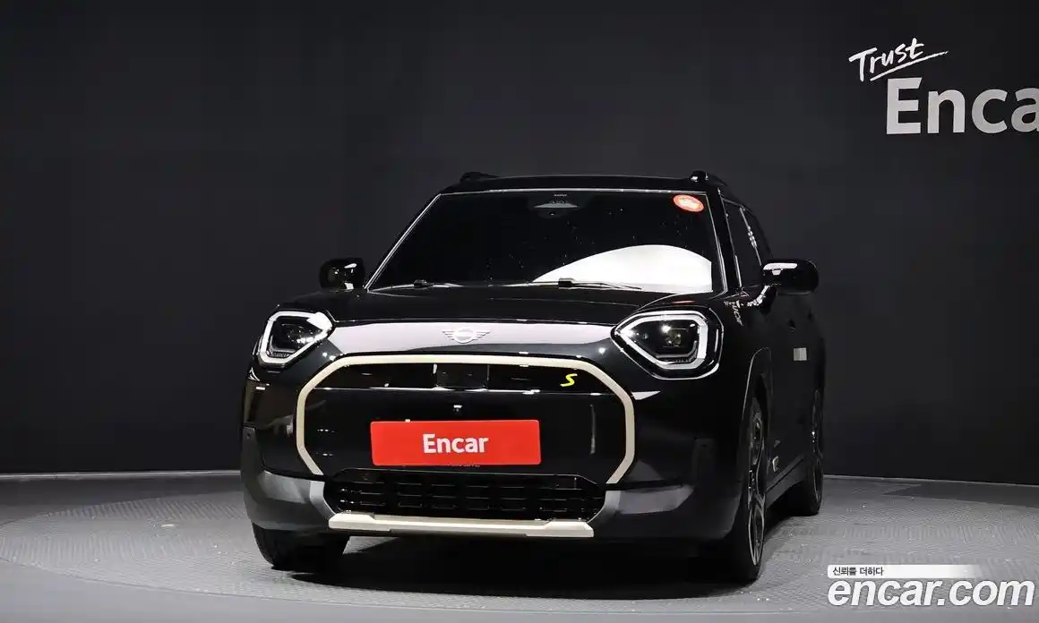 Mini Aceman 2025 0.1 Автомат в Москве № 213962, фото 1