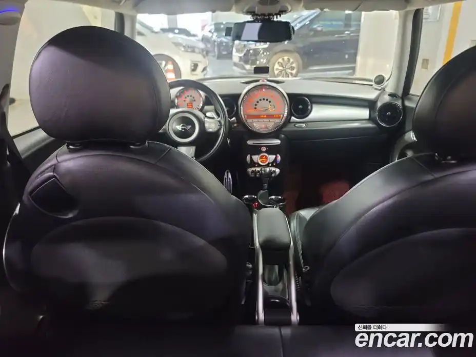 Mini Cooper 2009 1.6 Автомат в Москве № 214395, фото 9