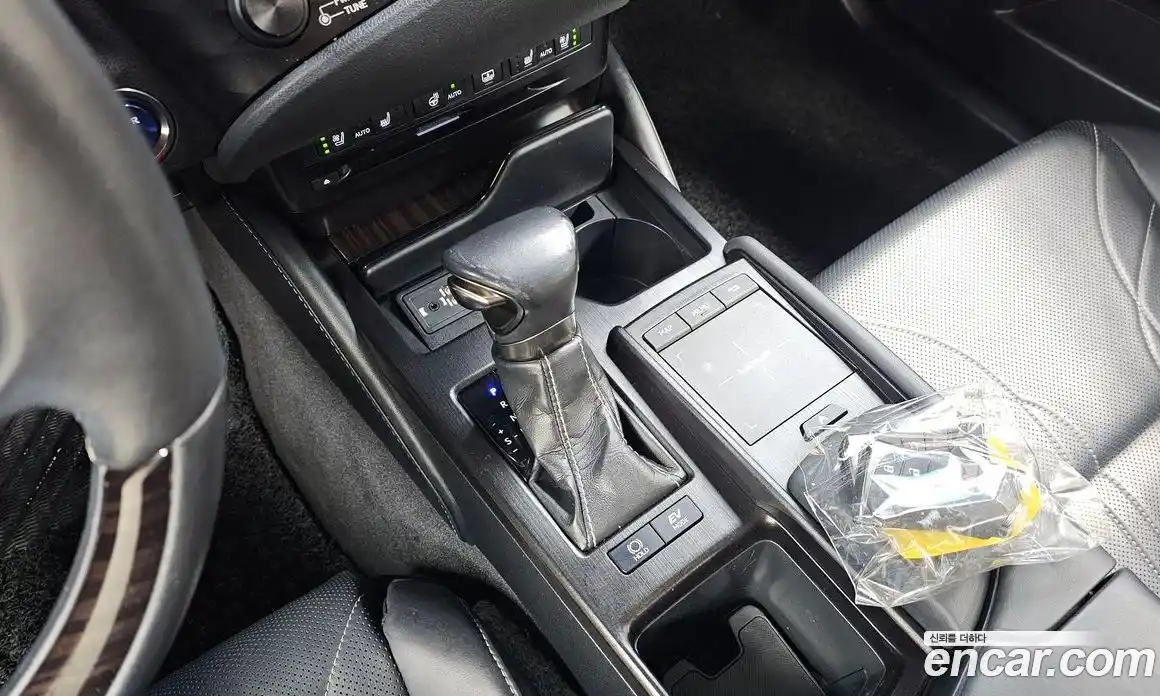 Lexus ES 2019 2.5 Автомат в Москве № 214646, фото 7