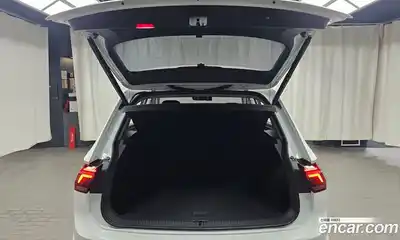 Volkswagen Tiguan, 2022