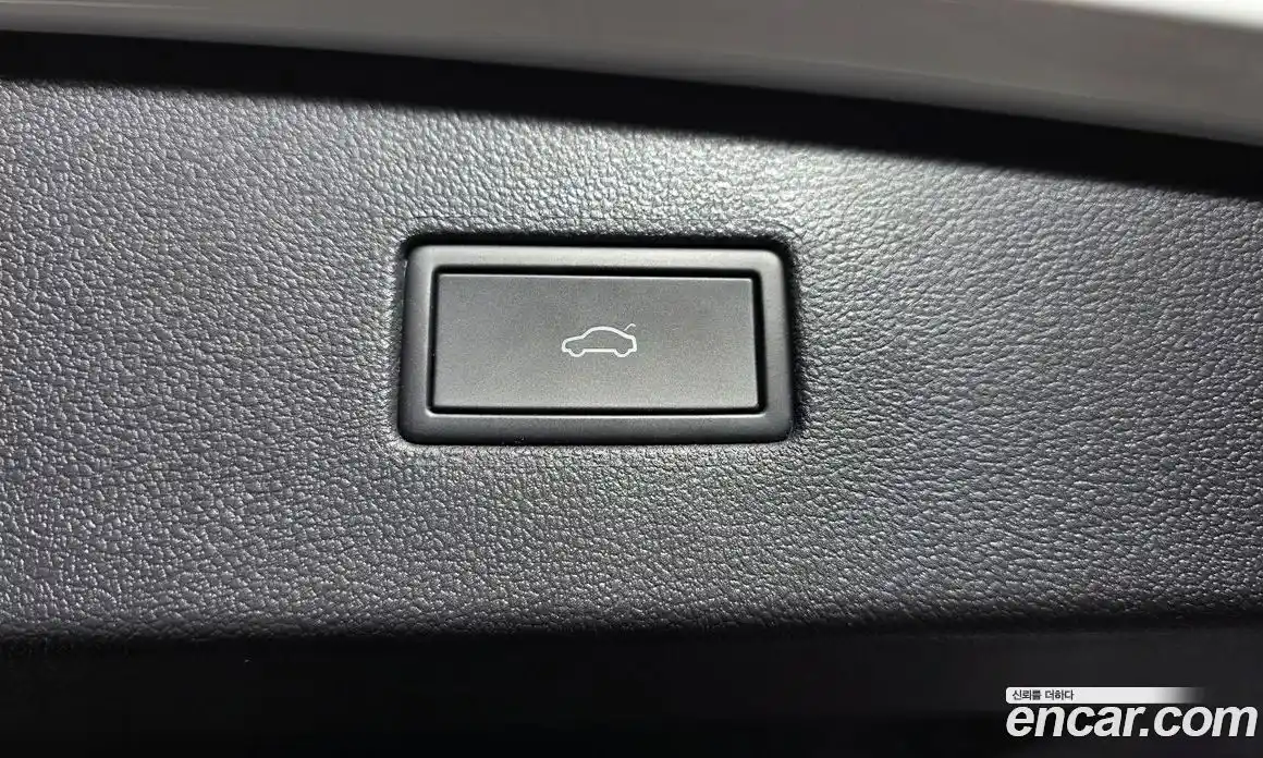 Volkswagen Tiguan 2023 2.0 Автомат в Москве № 214965, фото 20