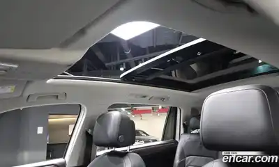 Volkswagen Tiguan 2023 2.0 Автомат в Москве № 214965, миниатюра 4