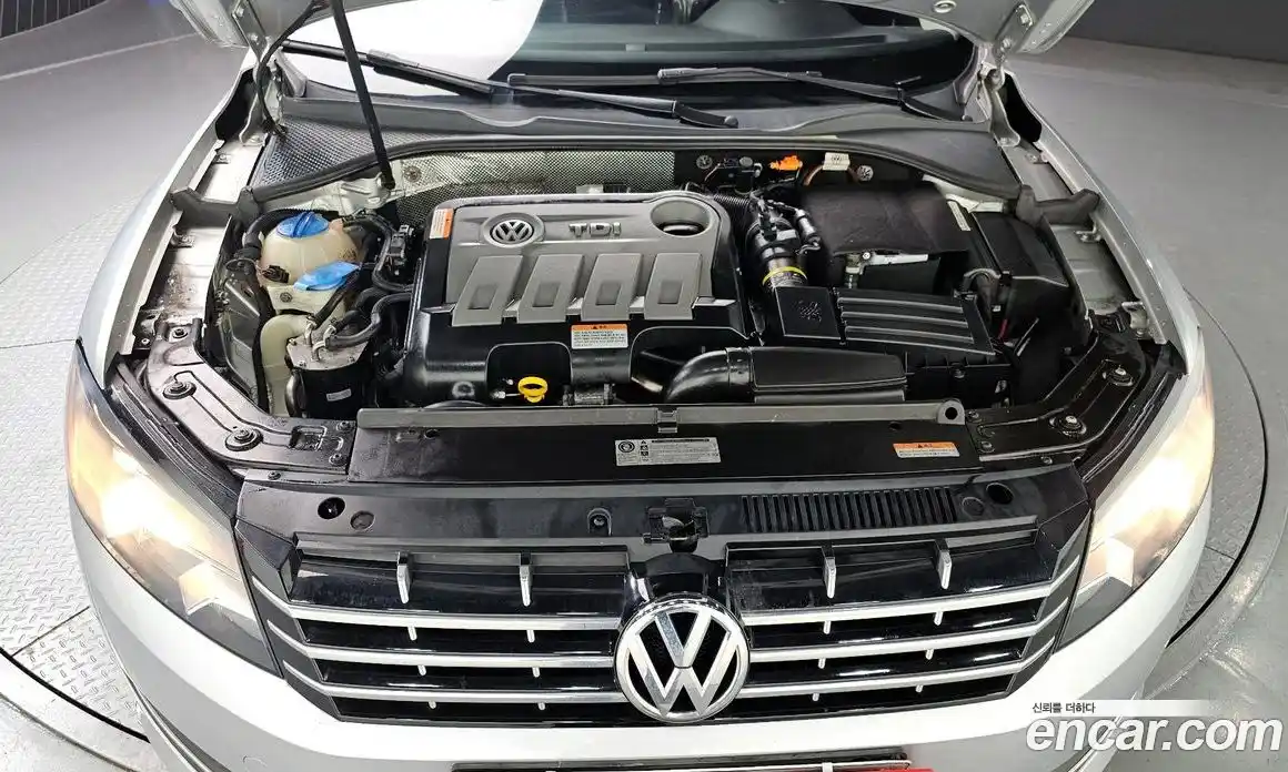 Volkswagen Passat 2014 2.0 Автомат в Москве № 215377, фото 6