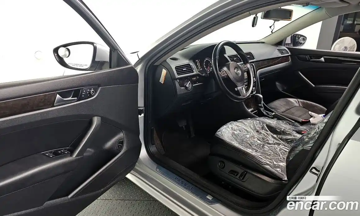 Volkswagen Passat 2014 2.0 Автомат в Москве № 215377, фото 10