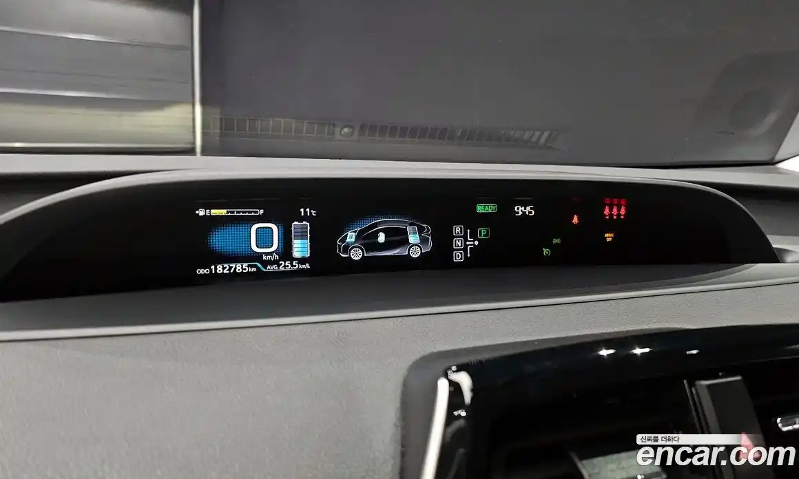 Toyota Prius 2017 1.8 Автомат в Москве № 215546, фото 16