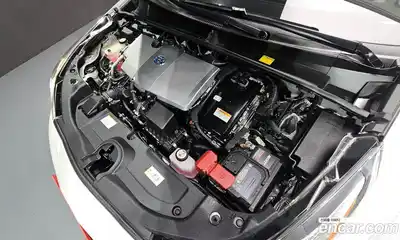 Toyota Prius 2017 1.8 Автомат в Москве № 215546, миниатюра 10