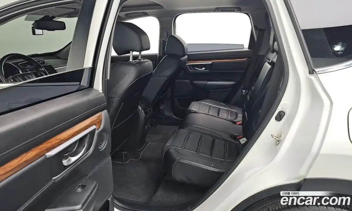 Honda CR-V 2017 1.5 Автомат в Москве № 215698, фото 4