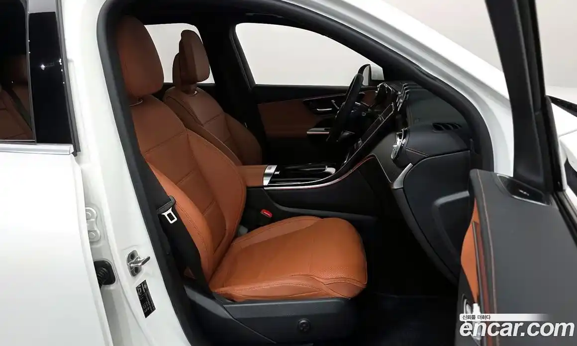 Mercedes-Benz GLC-Class 2025 2.0 Автомат в Москве № 218214, фото 11