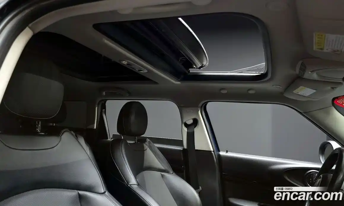 Mini Clubman 2016 2.0 Автомат в Москве № 221462, фото 19