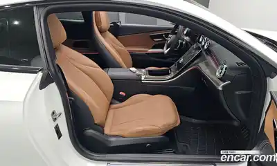 Mercedes-Benz CLE-Class 2024 2.0 Автомат в Москве № 221531, миниатюра 2