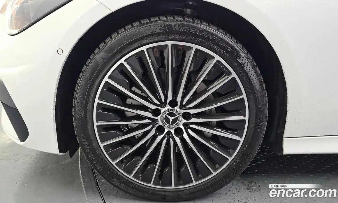 Mercedes-Benz CLE-Class 2024 2.0 Автомат в Москве № 221531, фото 3