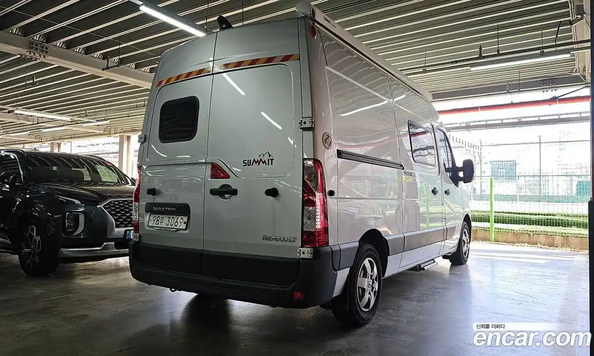 Renault Master 2020 2.3 Механическая в Москве № 221563, фото 14