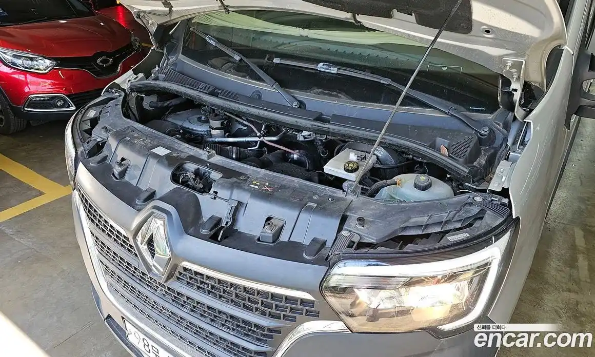 Renault Master 2020 2.3 Механическая в Москве № 221563, фото 9