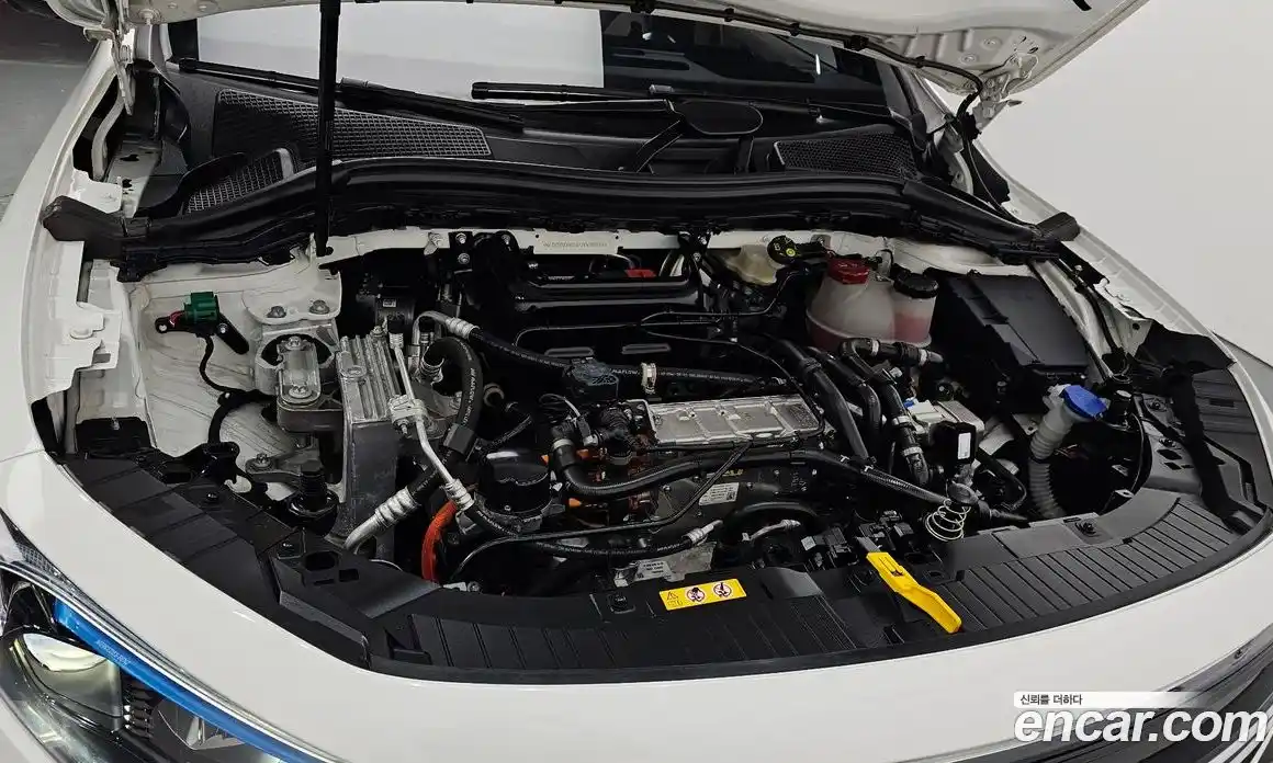 Mercedes-Benz EQA 2023 0.2 Автомат в Москве № 223137, фото 3