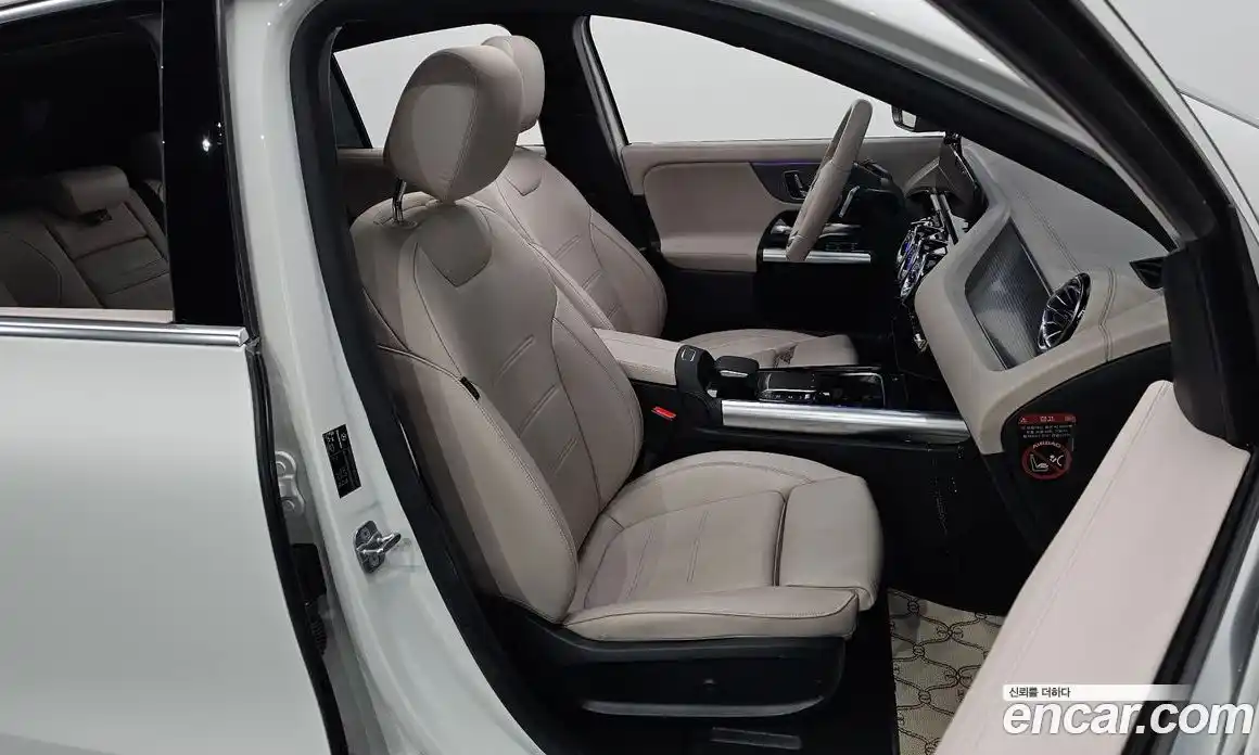 Mercedes-Benz EQA 2023 0.2 Автомат в Москве № 223137, фото 10