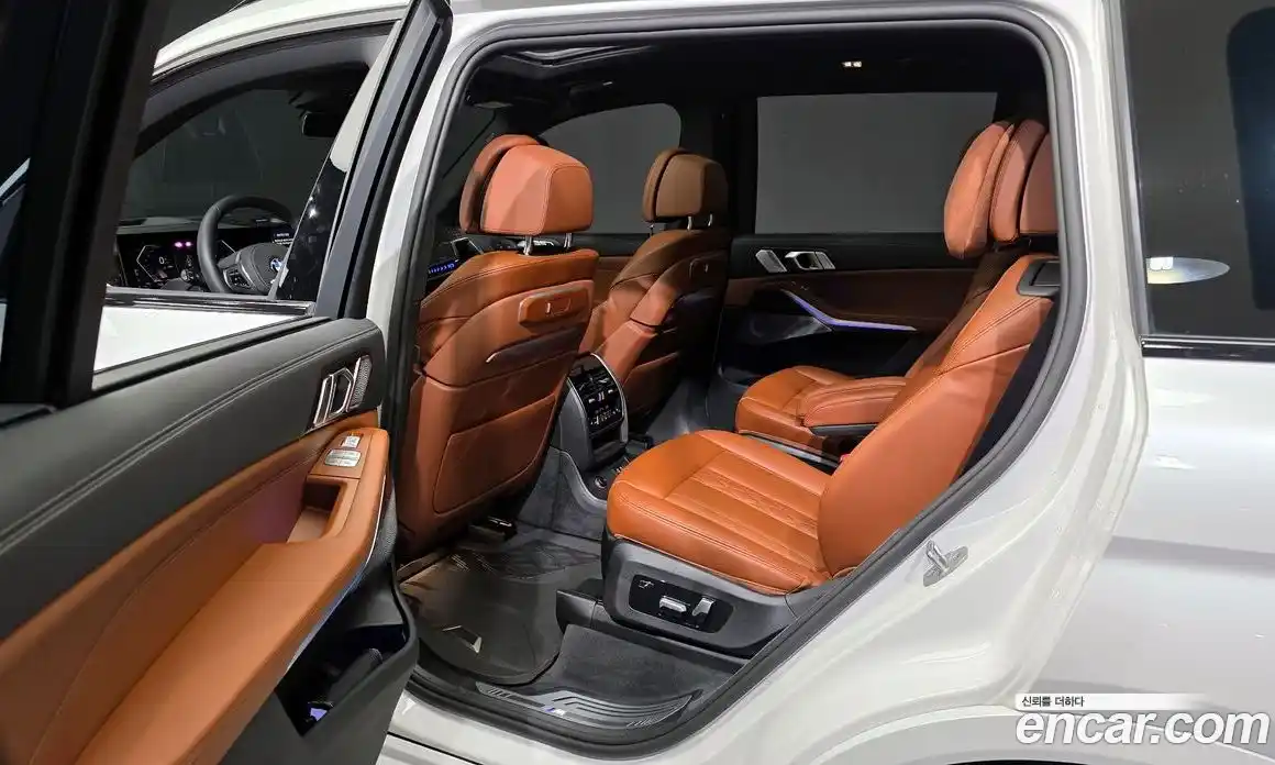 BMW X7 2025 3.0 Автомат в Москве № 227738, фото 4