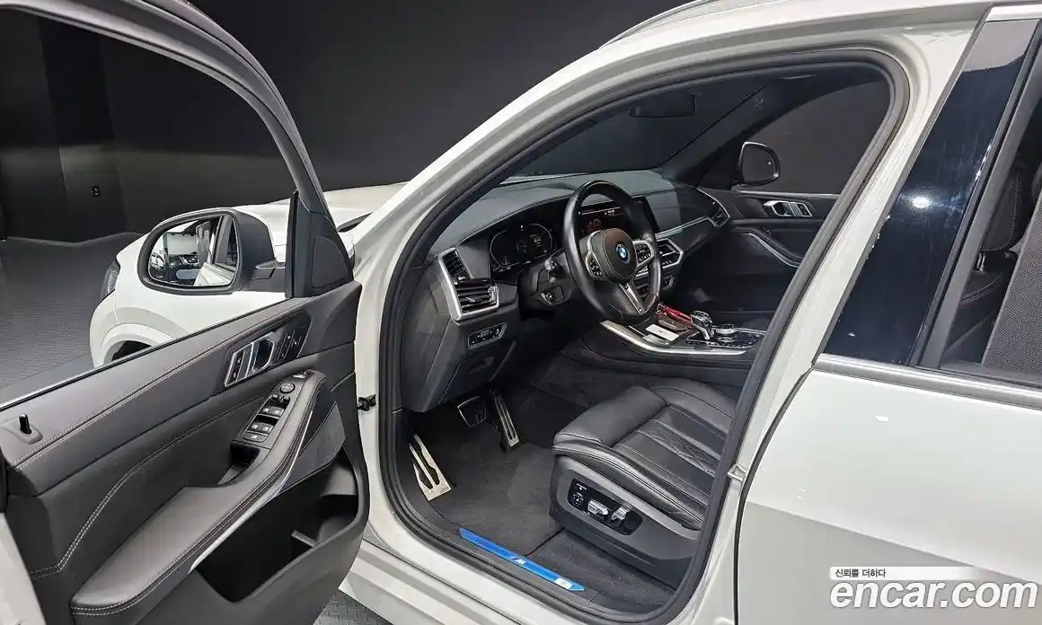 BMW X5 2022 3.0 Автомат в Москве № 228098, фото 4