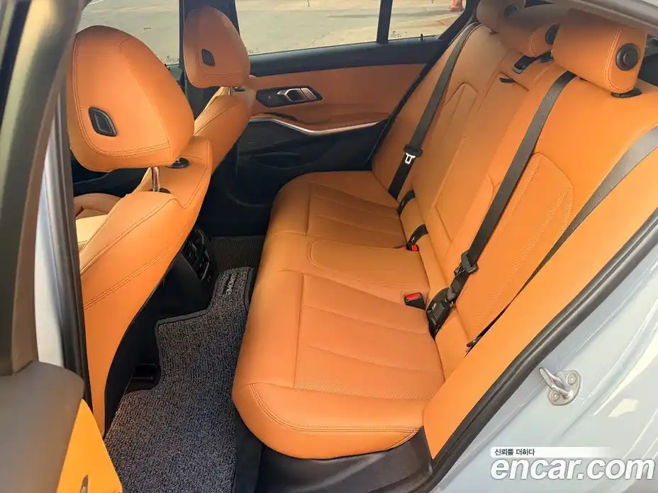 BMW 3-Series 2024 2.0 Автомат в Москве № 228426, фото 14