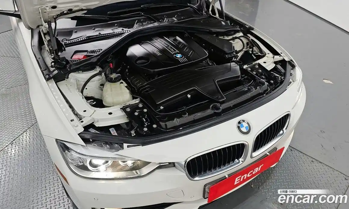 BMW 3-Series 2014 2.0 Автомат в Москве № 229108, фото 20