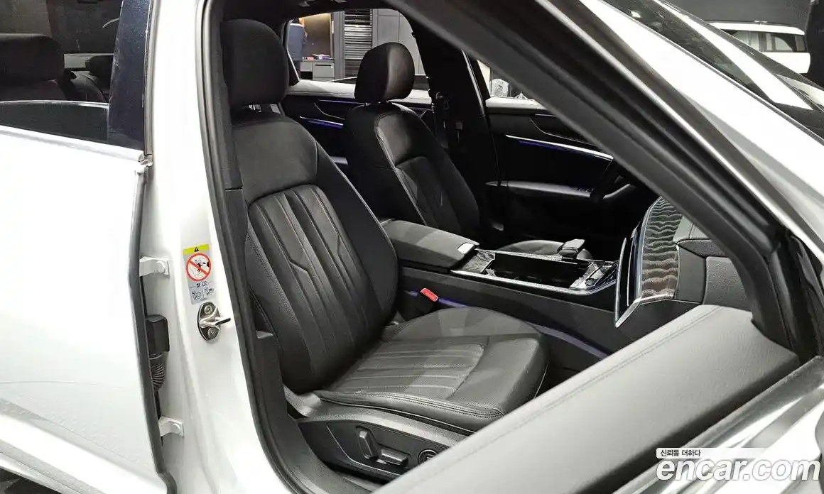 Audi A6 2021 2.0 Автомат в Москве № 229737, фото 17