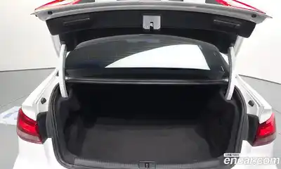 Audi A3 2018 2.0 Автомат в Москве № 229963, миниатюра 11