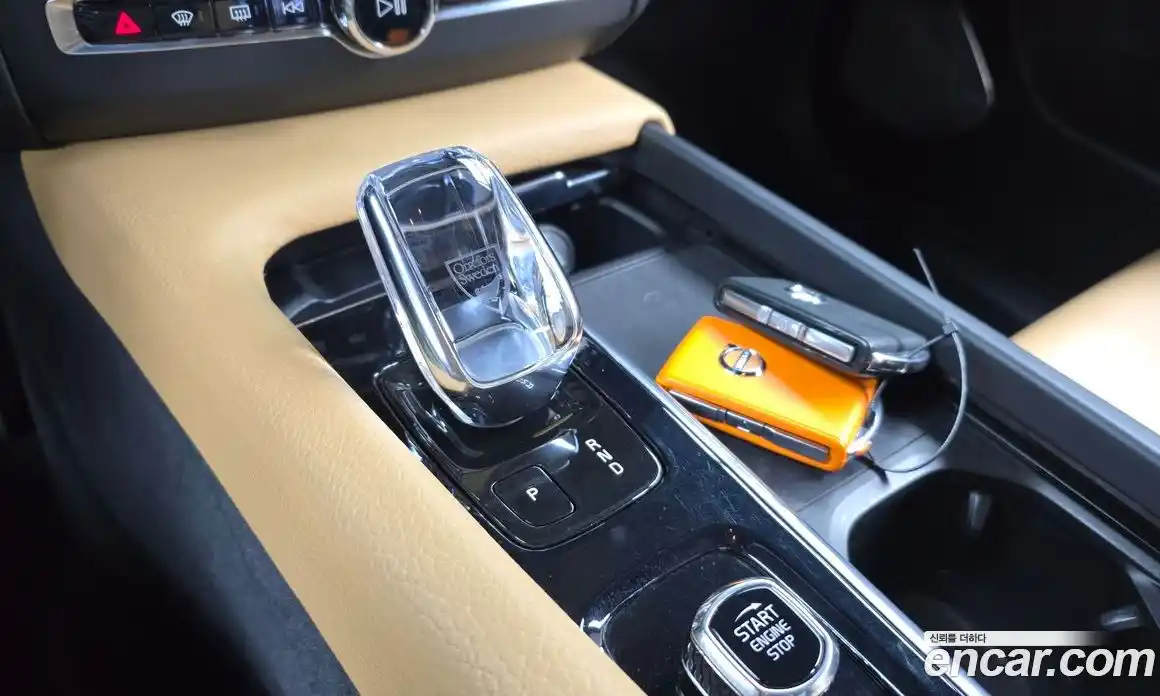 Volvo XC60 2022 2.0 Автомат в Москве № 230530, фото 14