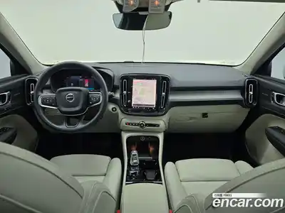 Volvo XC40 2025 2.0 Автомат в Москве № 230741, миниатюра 7
