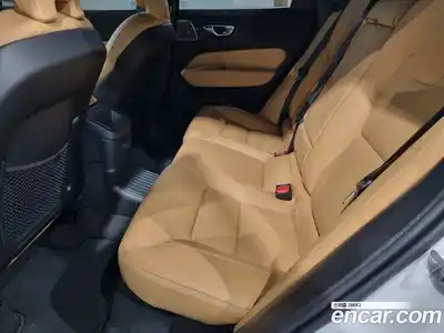 Volvo XC60 2025 2.0 Автомат в Москве № 230770, миниатюра 11