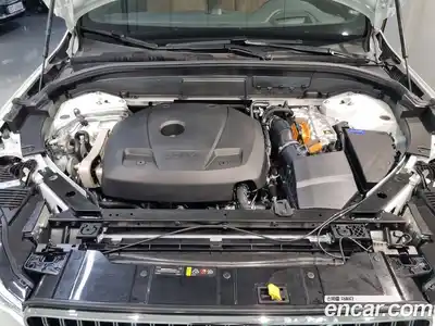 Volvo XC60 2025 2.0 Автомат в Москве № 230770, миниатюра 6