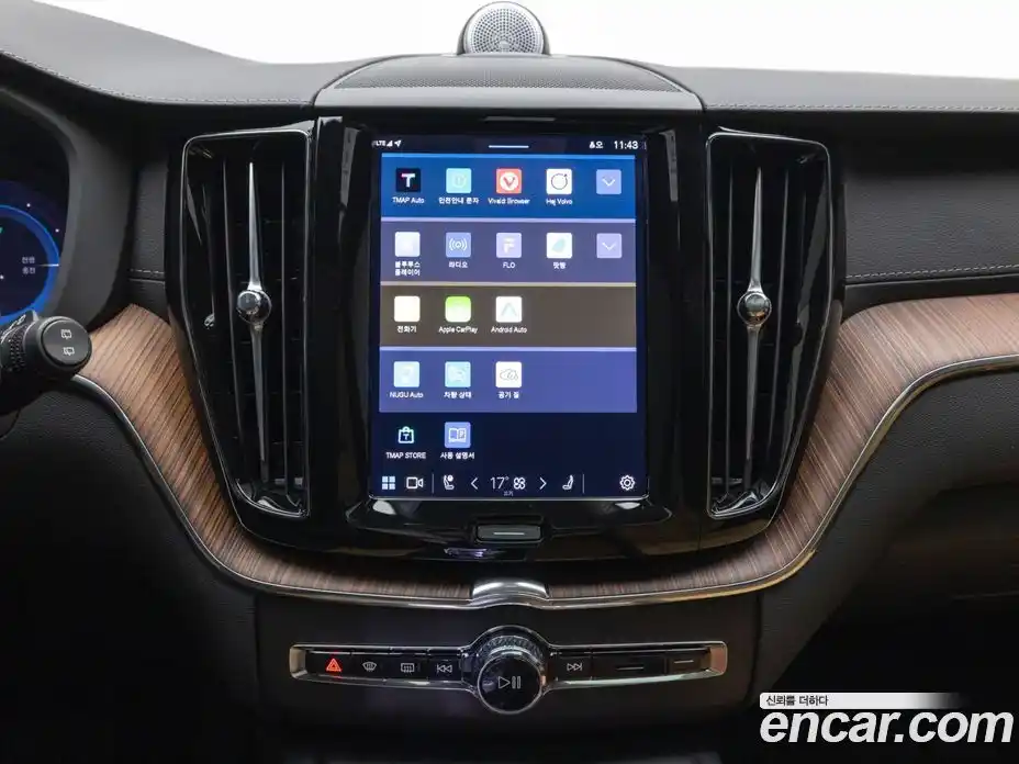 Volvo XC60 2025 2.0 Автомат в Москве № 230790, фото 13