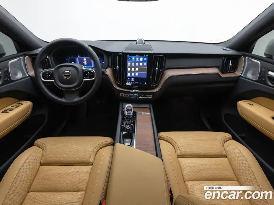 Volvo XC60 2025 2.0 Автомат в Москве № 230790, фото 7