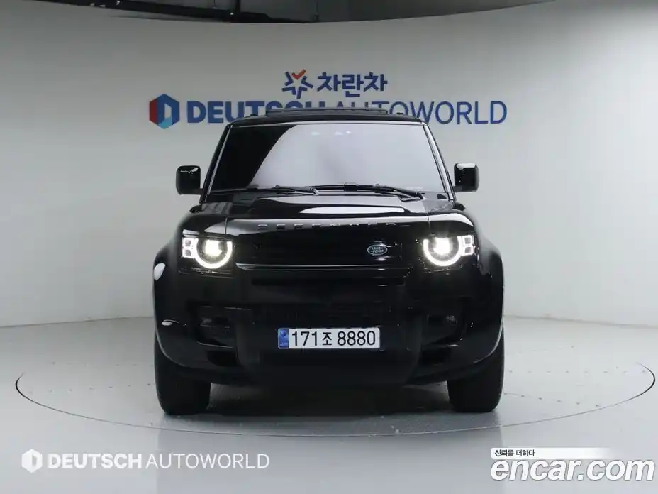 Land Rover Defender 2025 3.0 Автомат в Москве № 231148, фото 3