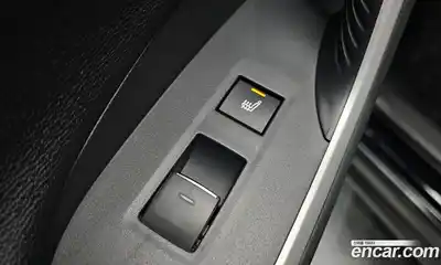 Toyota RAV4 2024 2.5 Автомат в Москве № 232820, миниатюра 4