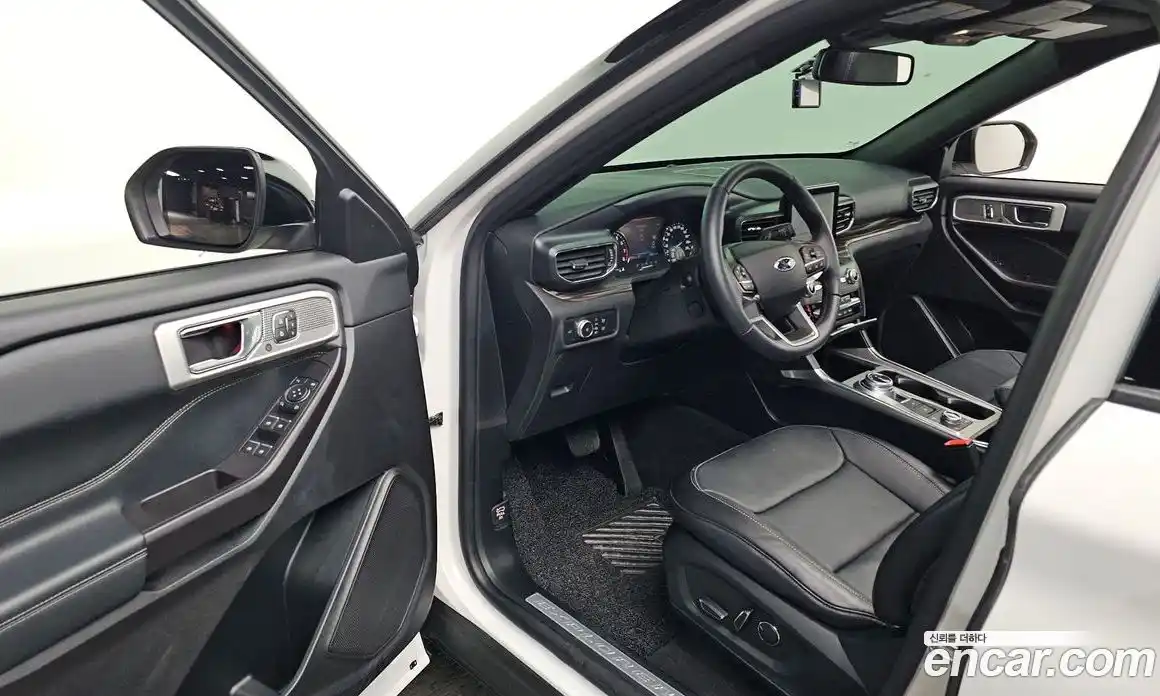 Ford Explorer 2020 2.3 Автомат в Москве № 233148, фото 12