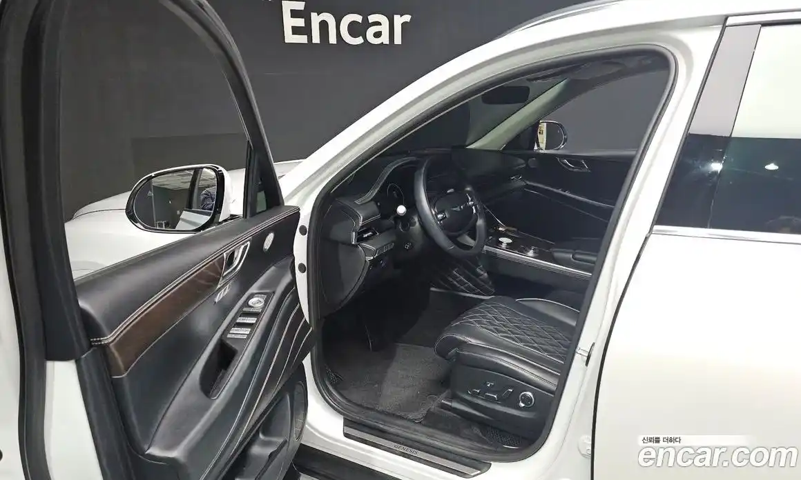 Genesis GV80 2023 2.5 Автомат в Москве № 233385, фото 16