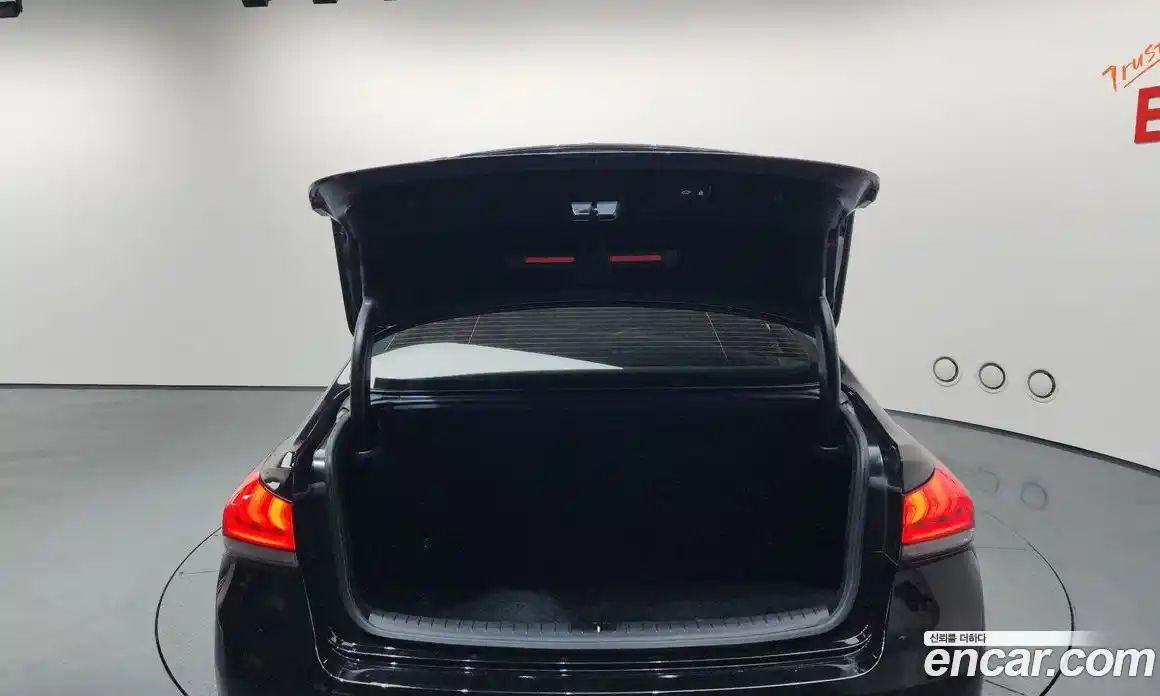 Genesis G80 2018 3.3 Автомат в Москве № 23786, фото 13