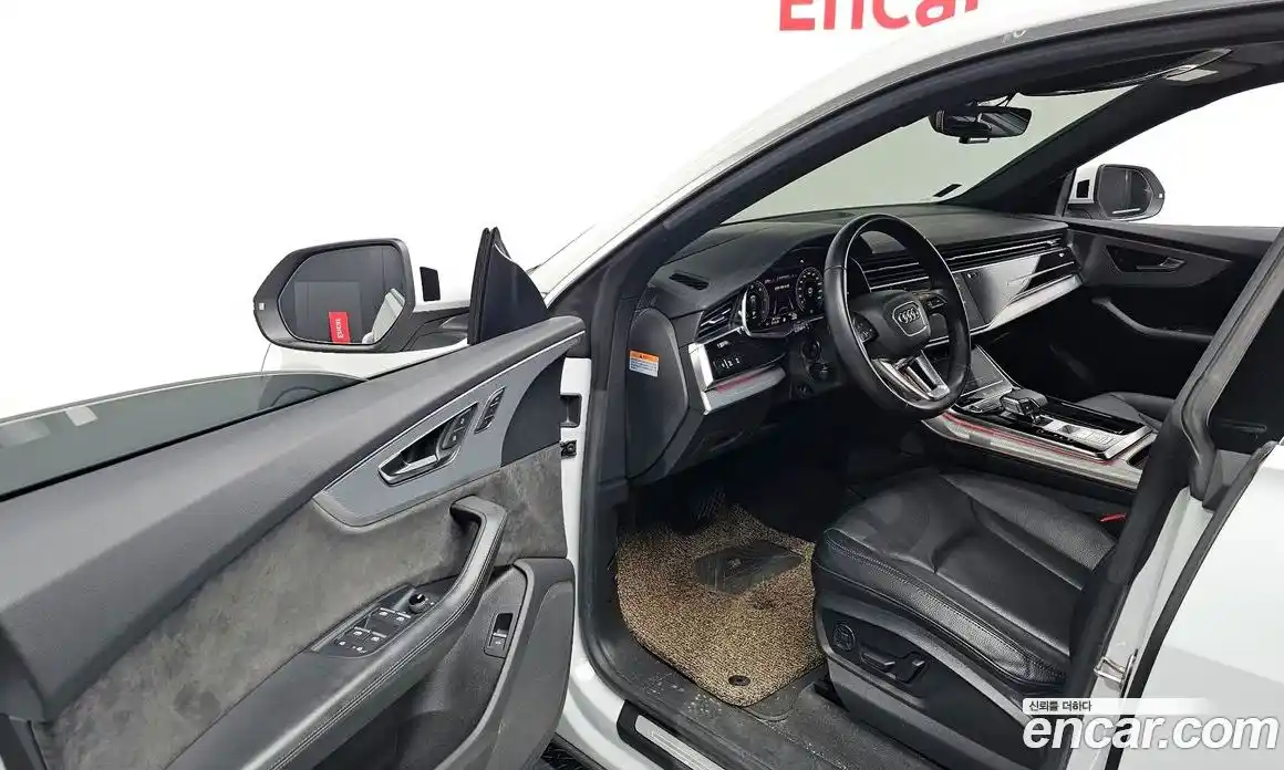 Audi Q8 2021 3.0 Автомат в Москве № 243837, фото 16