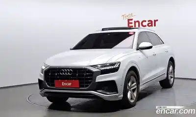 Audi Q8 2021 3.0 Автомат в Москве № 243837, миниатюра 3
