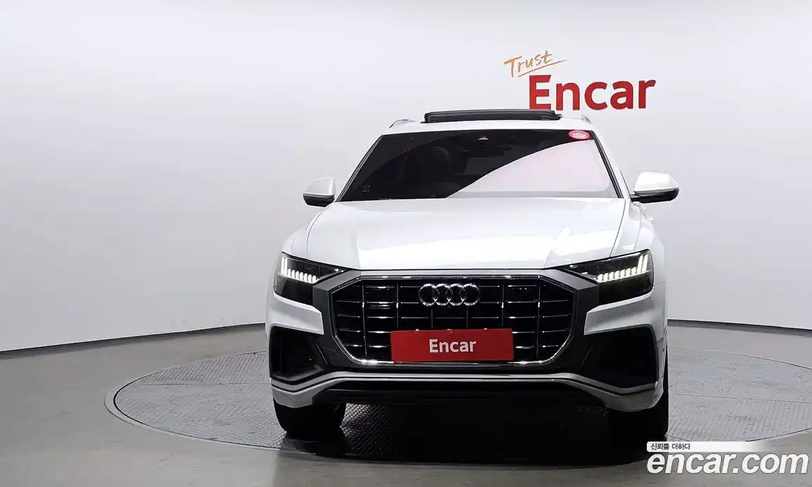 Audi Q8 2021 3.0 Автомат в Москве № 243837, фото 5